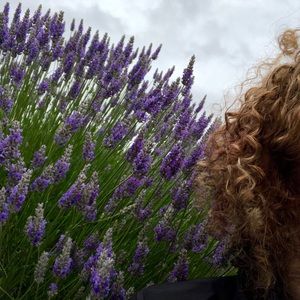 Meet your Posher, Julia